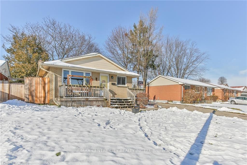 Listing Image 3