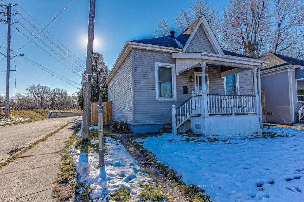 Listing Image 3