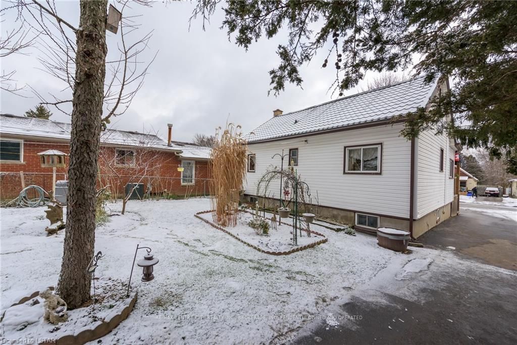 Listing Image 7