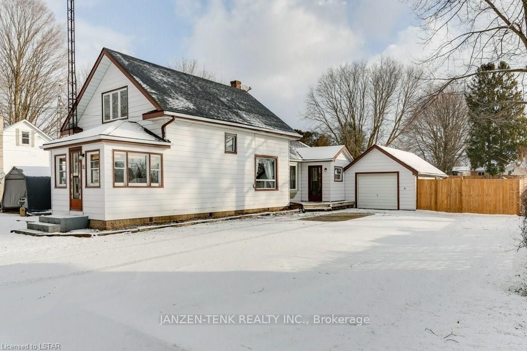 Listing Image 4