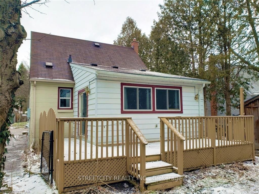 Listing Image 3