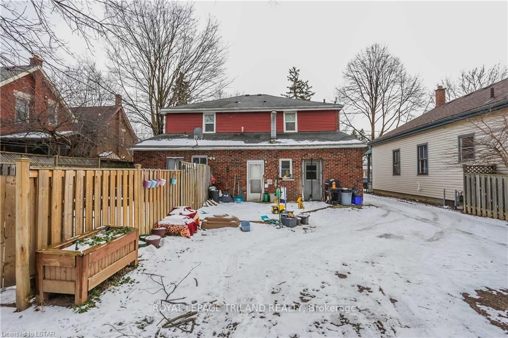 Listing Image 5