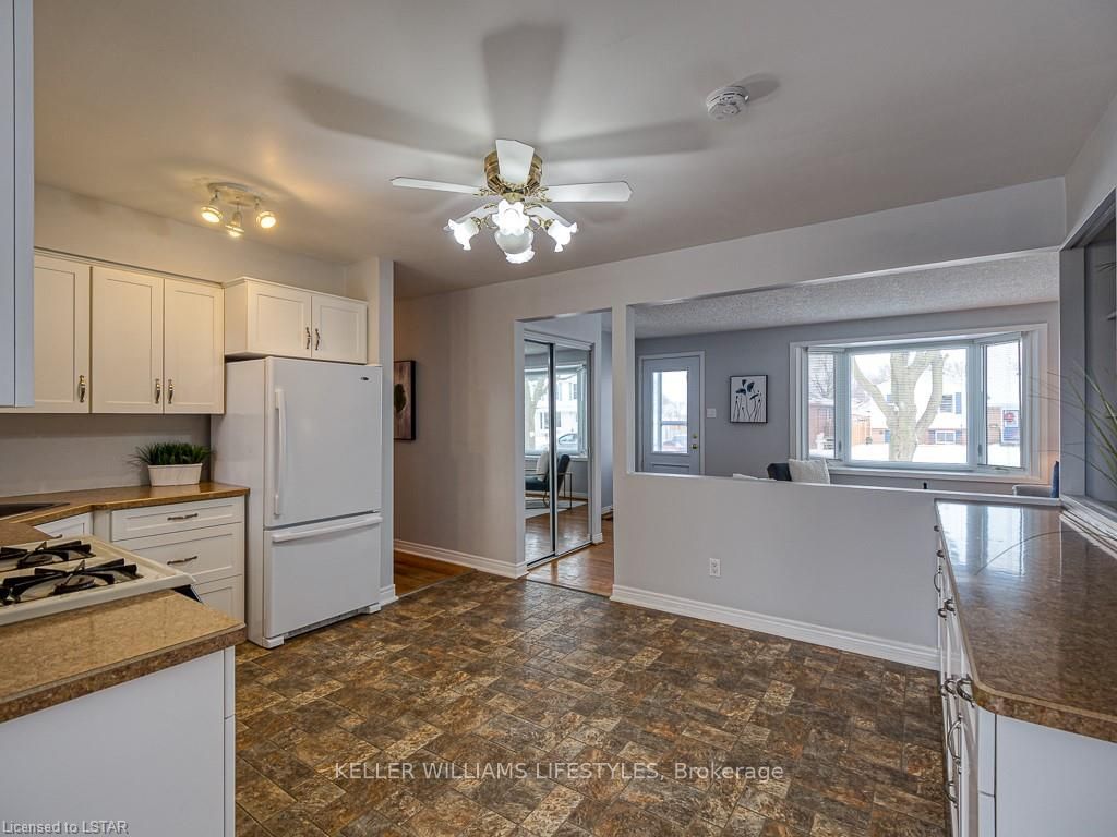 Listing Image 20