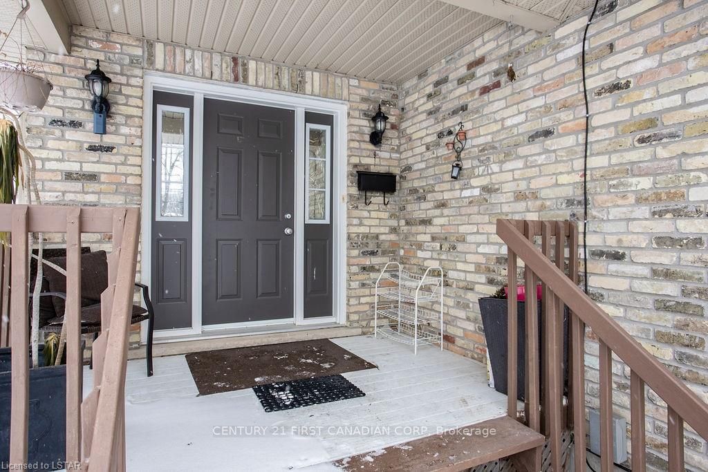 Listing Image 3
