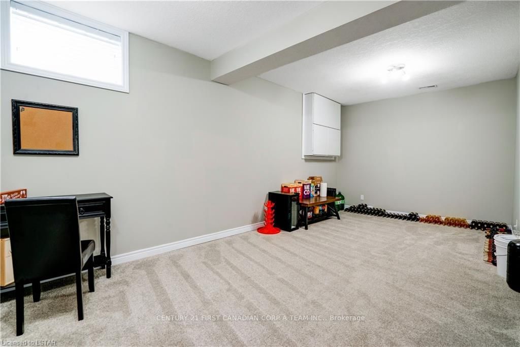 Listing Image 30
