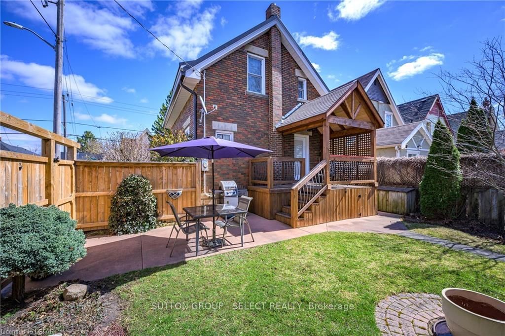 Listing Image 3