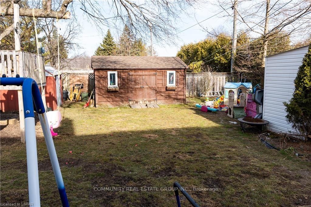 Listing Image 7