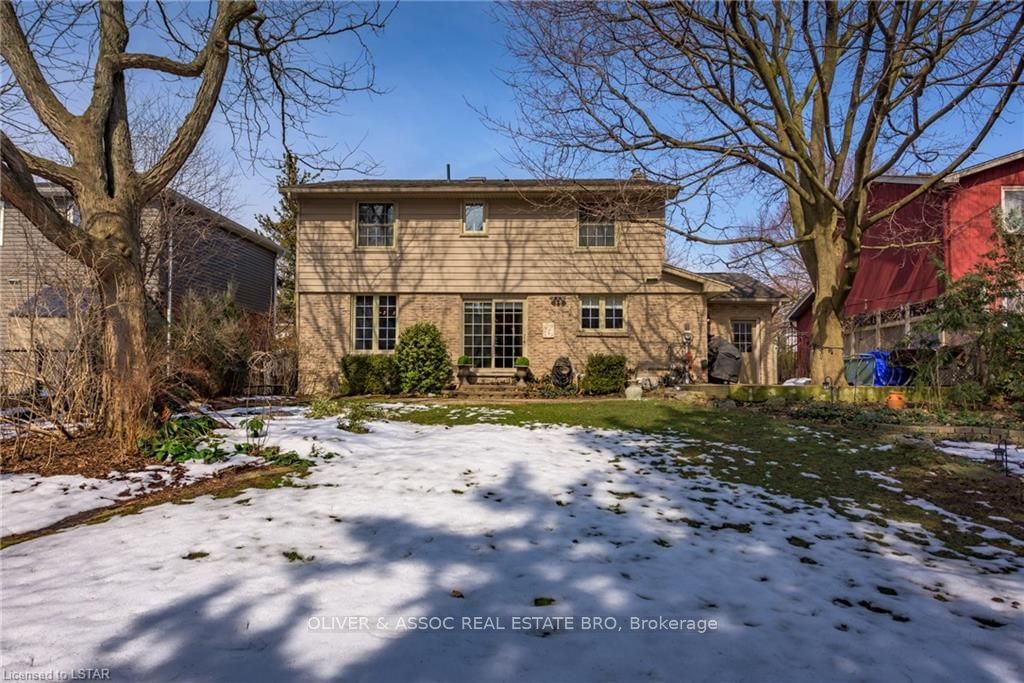 Listing Image 7
