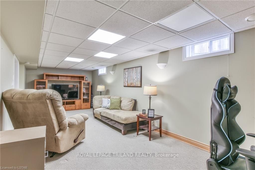 Listing Image 35