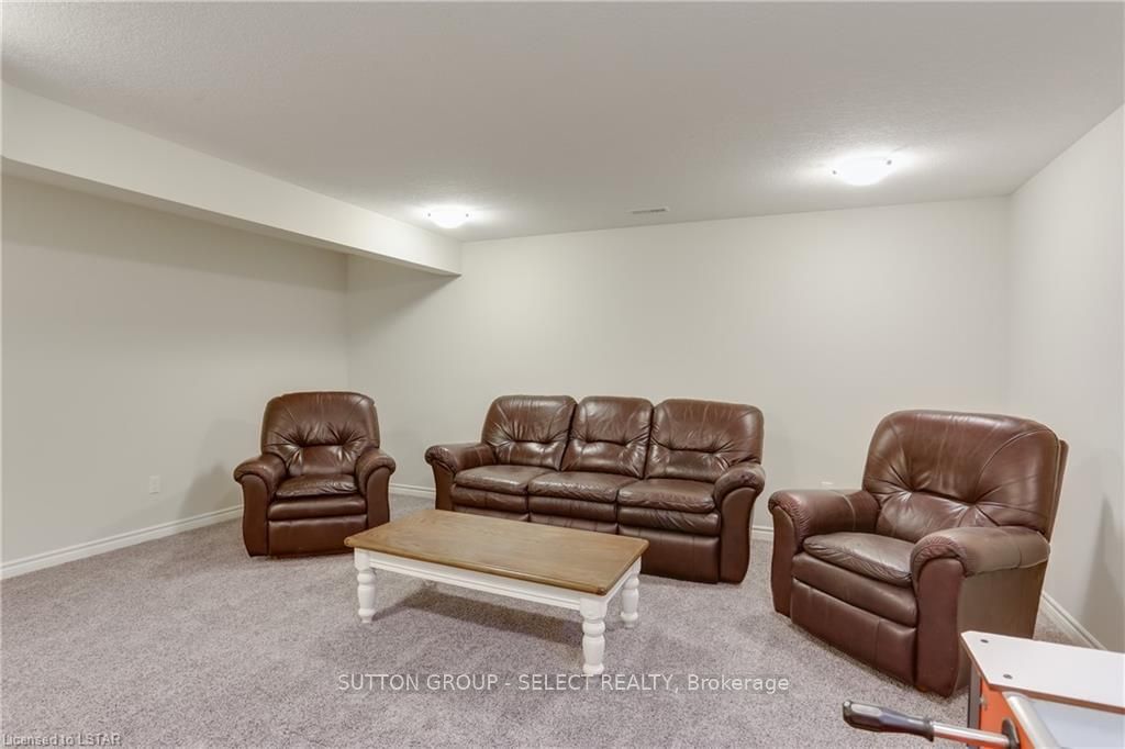 Listing Image 24