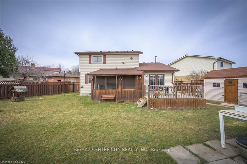 Listing Image 7