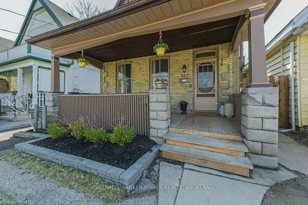 Listing photo 3