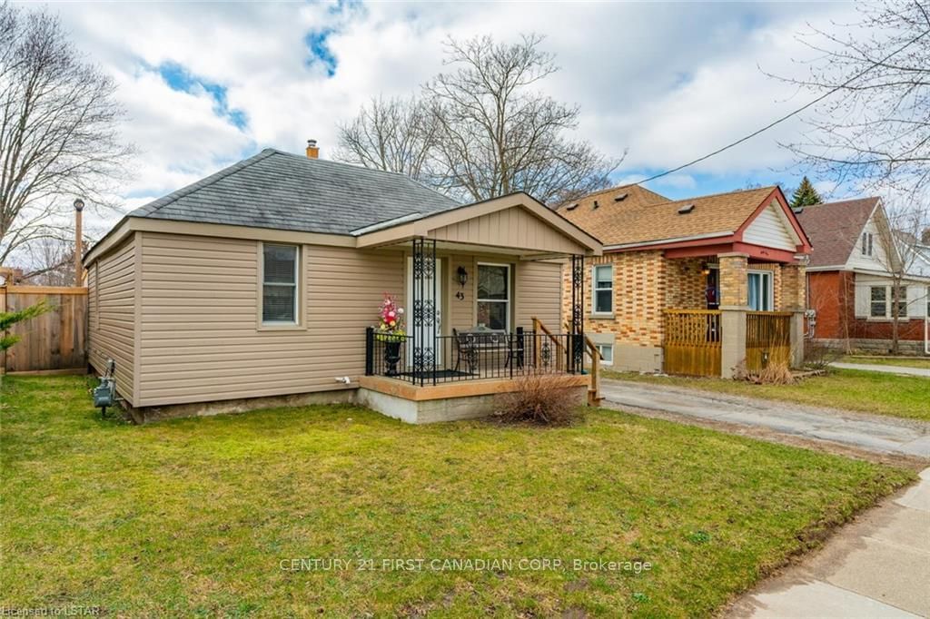 Listing Image 3