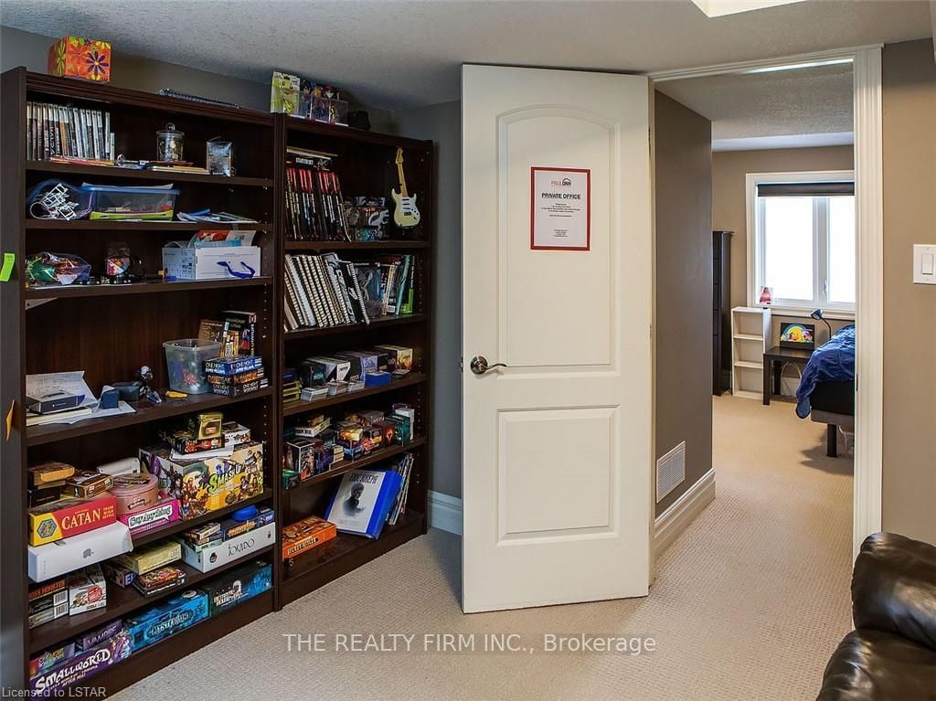 Listing Image 35