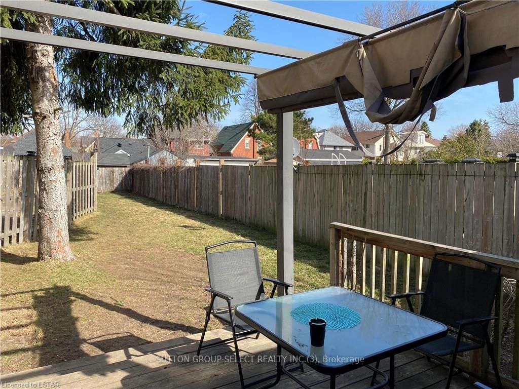 Listing Image 7