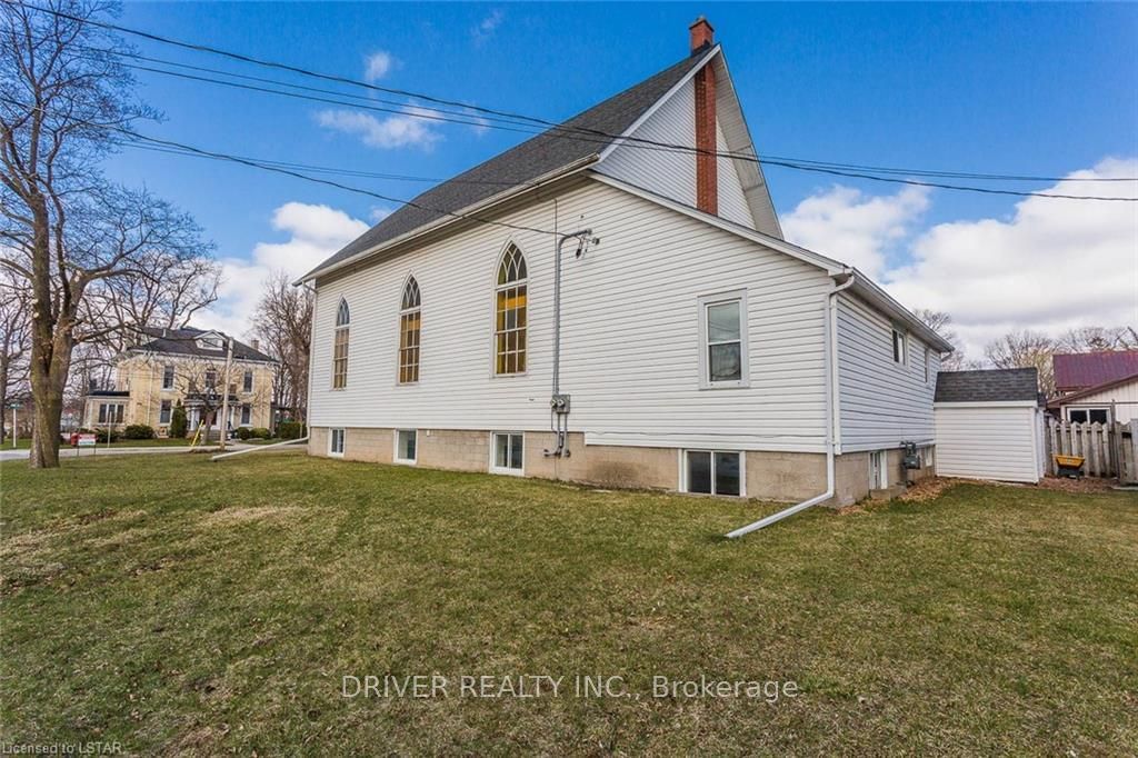 Listing Image 3