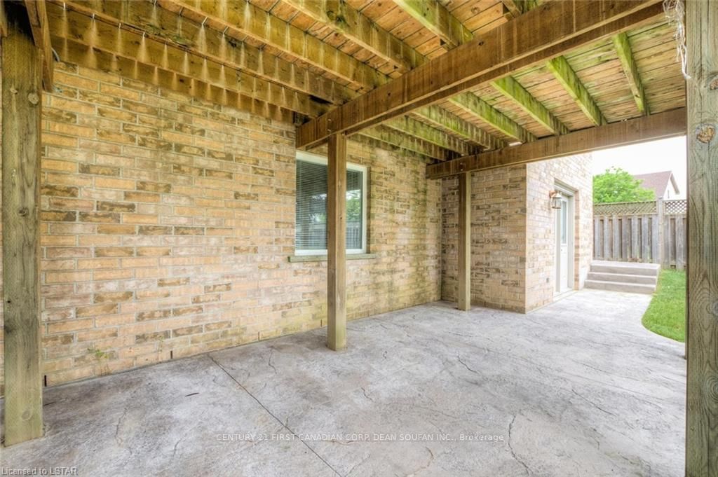 Listing Image 40