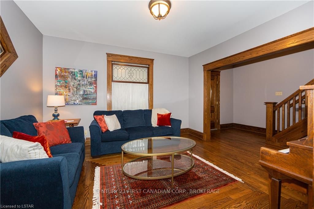 Listing Image 7