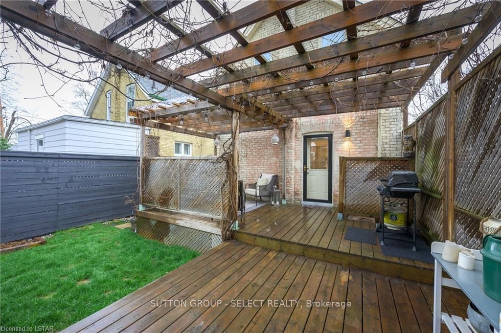 Listing Image 9
