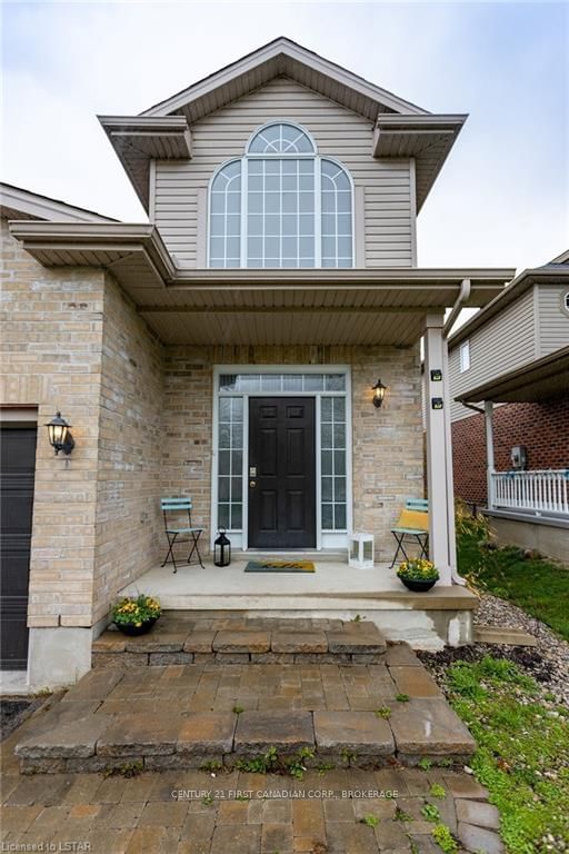 Listing Image 3