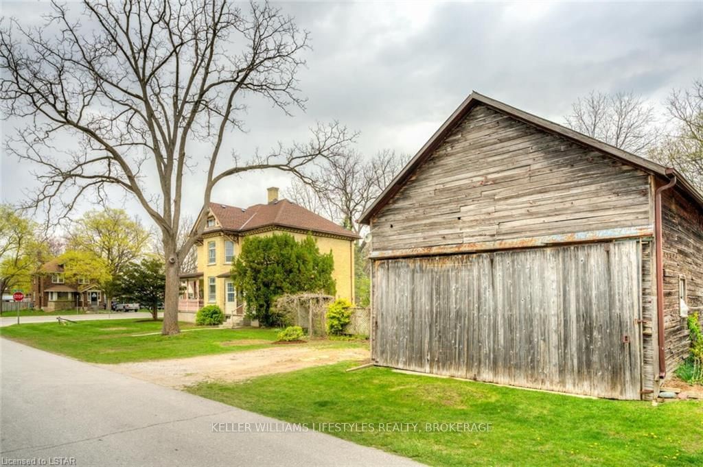 Listing Image 23