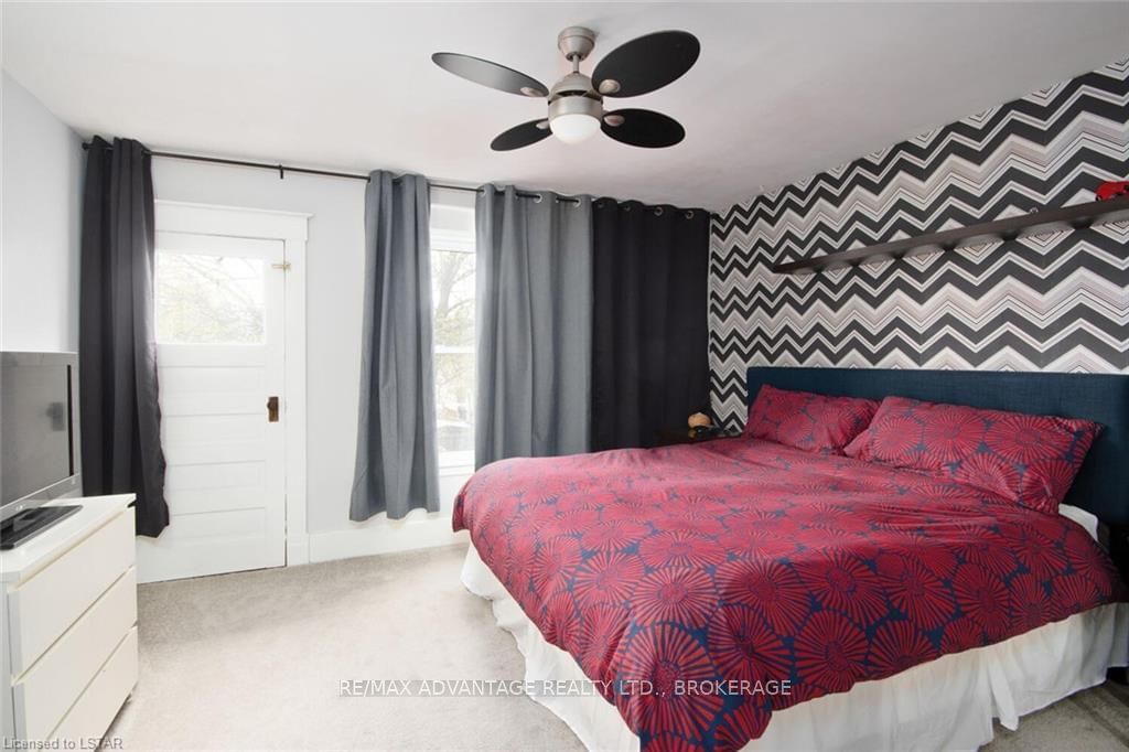 Listing Image 16