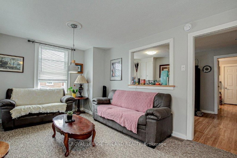 332 Colborne St, Central Elgin, N5L 1B3 | Image 3