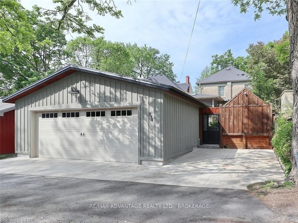 Listing Image 3