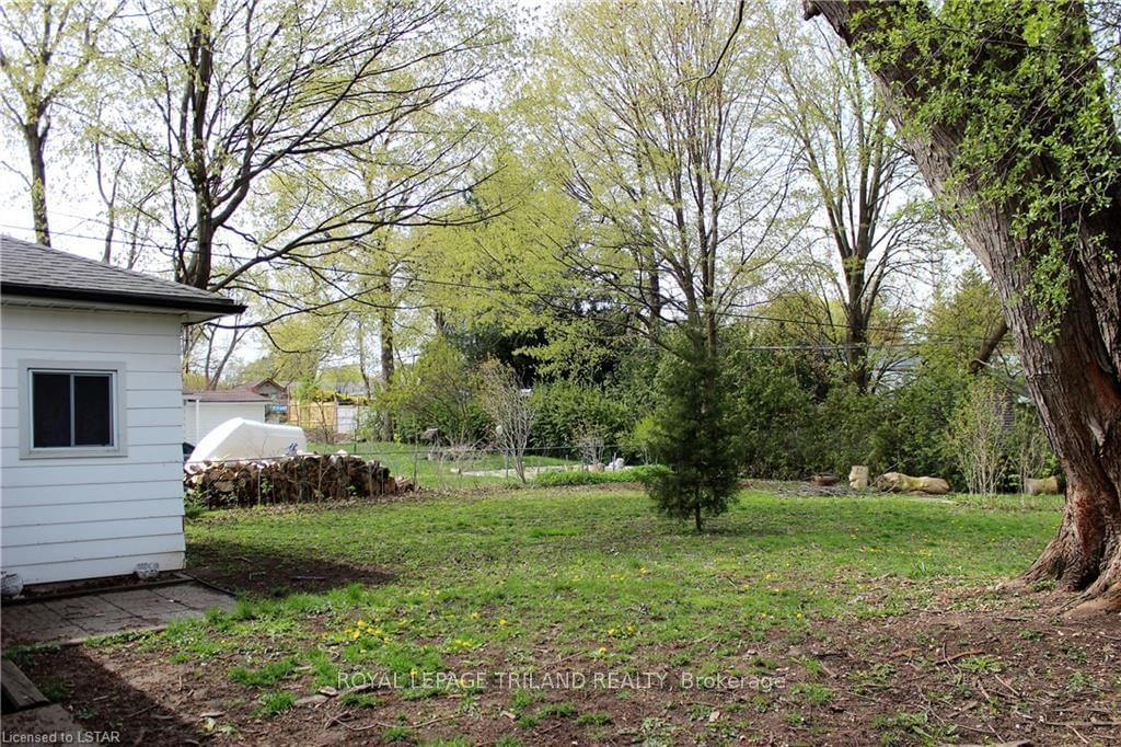 Listing Image 7