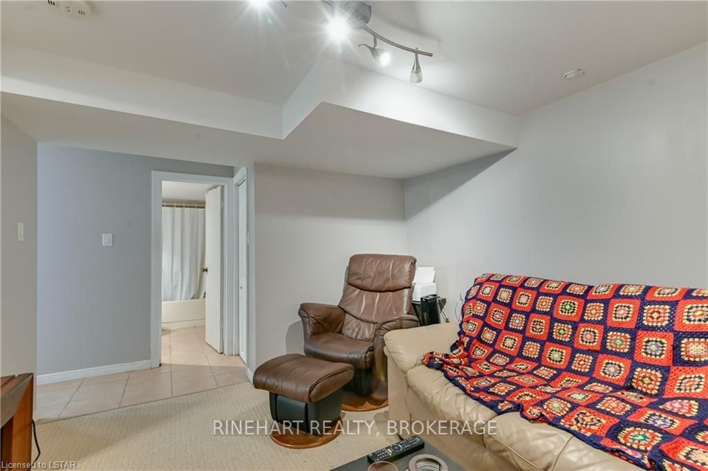 Listing Image 35