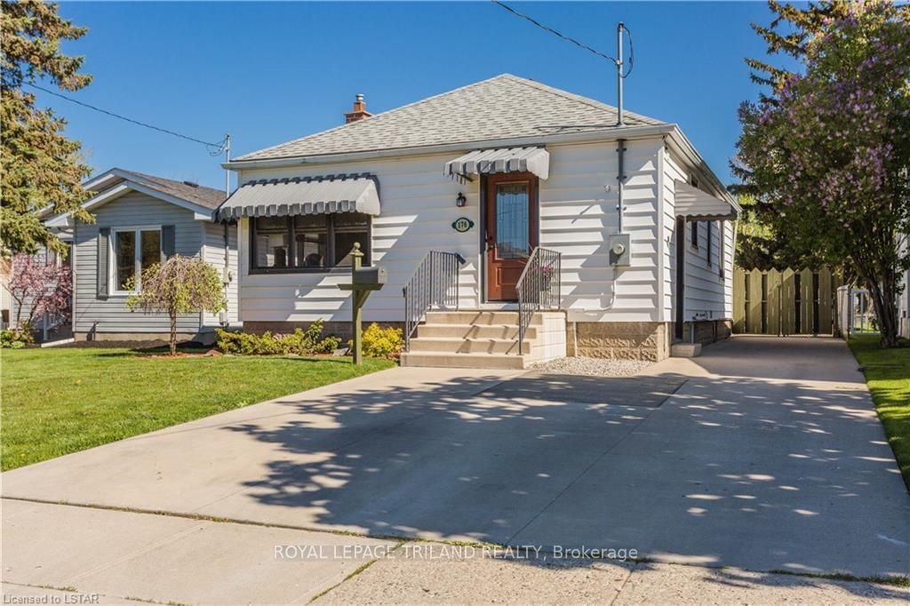 Listing Image 3