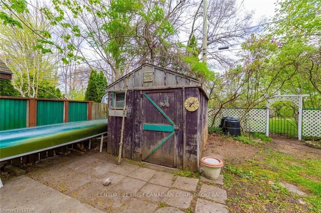 Listing Image 7