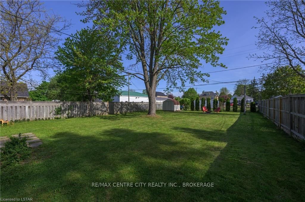 Listing Image 7