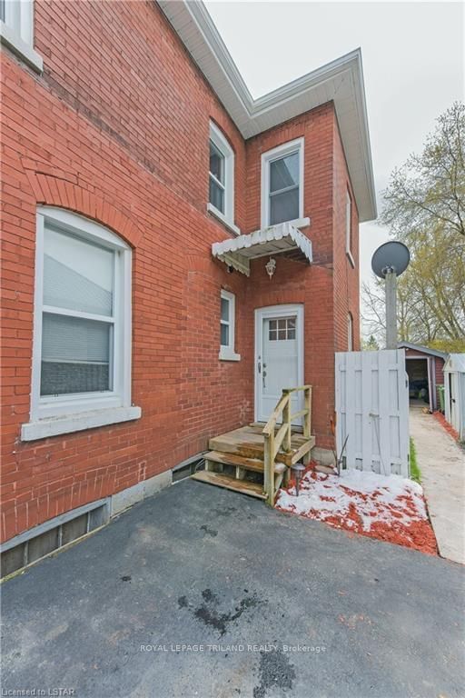 Listing Image 3