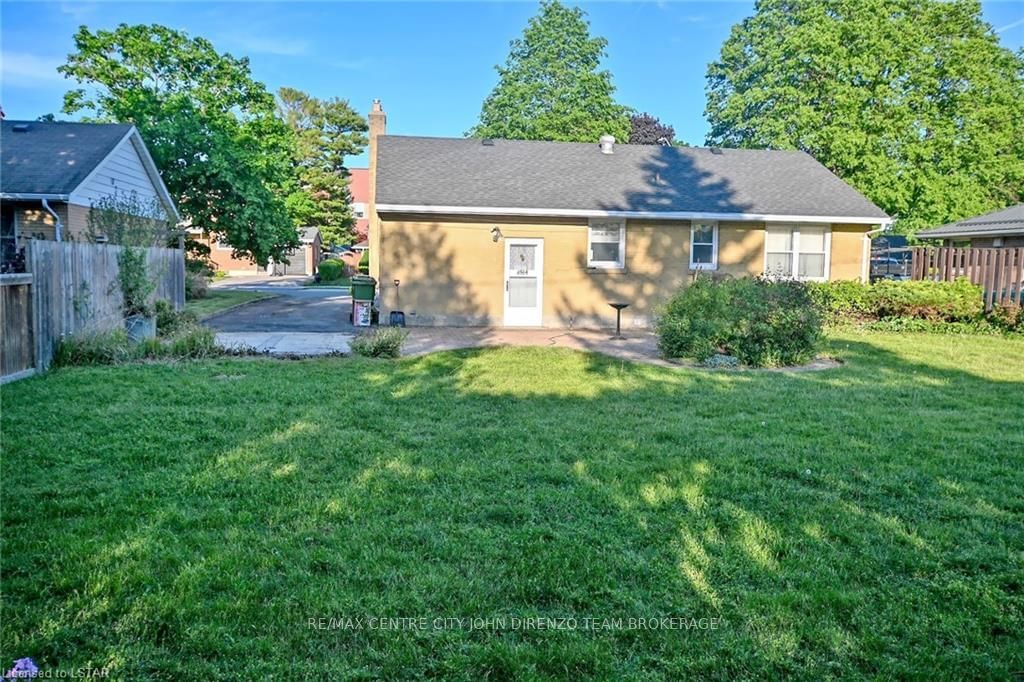 Listing Image 20