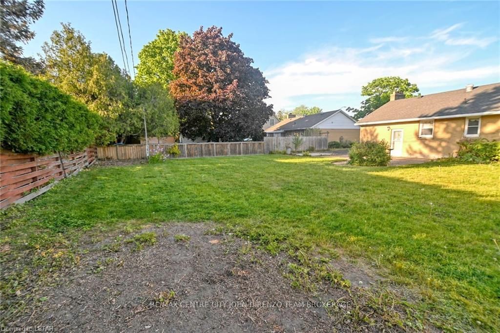 Listing Image 22