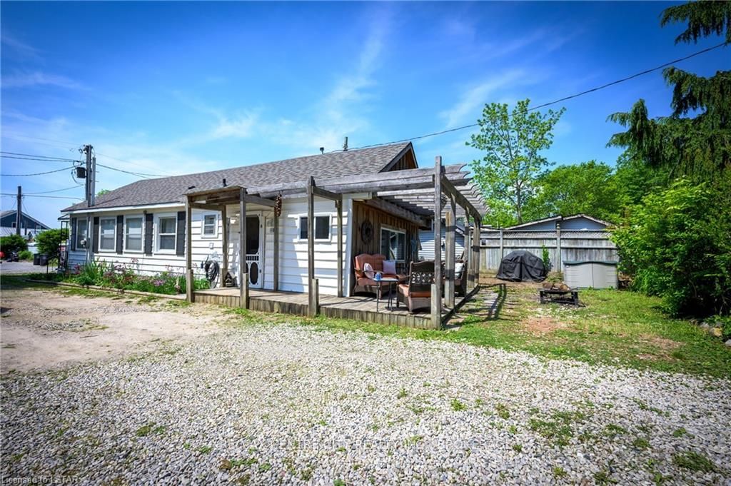 Listing Image 7