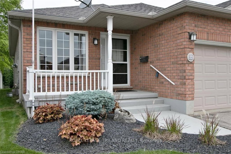 64 Willow Cres, Strathroy-Caradoc,  | Image 2