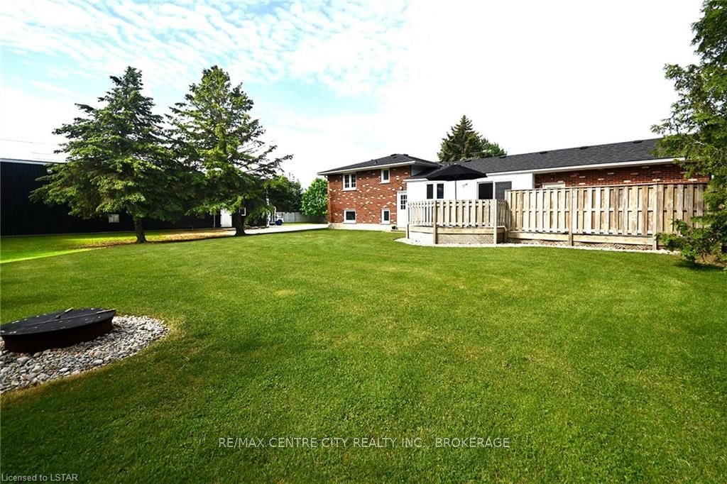 Listing Image 7