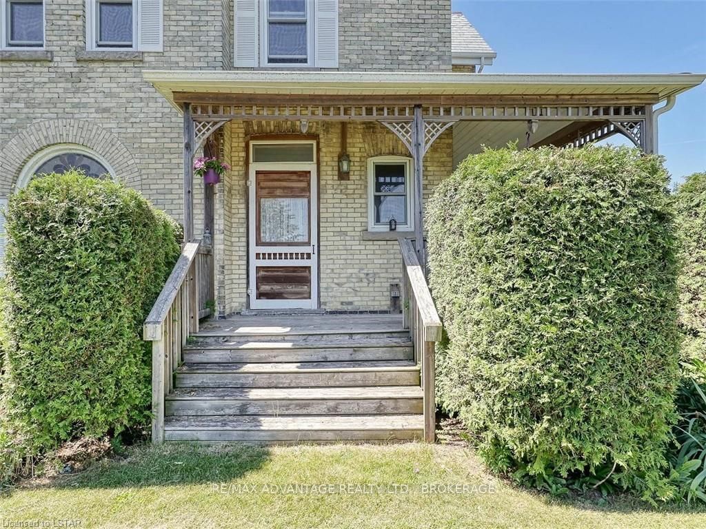 Listing Image 3