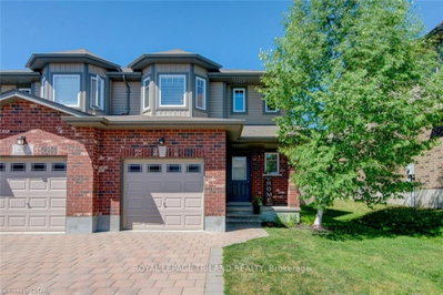Semi-Detached House sold at 27 Leesboro Trail, Thames Centre, Ontario, N0M 2P0 - Thorndale - MLS: X7793620