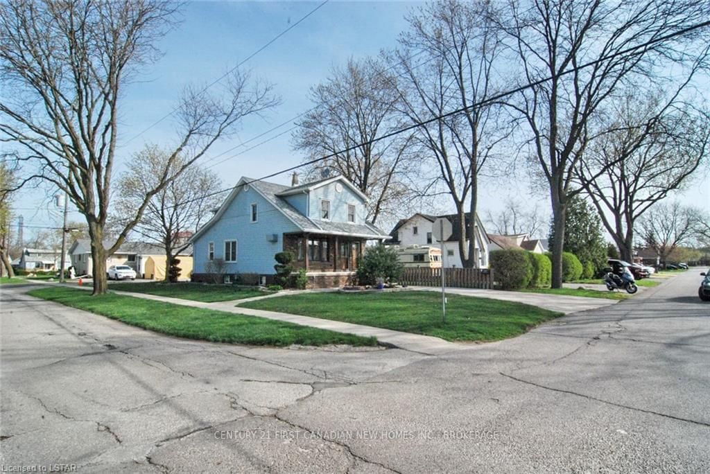 Listing Image 3