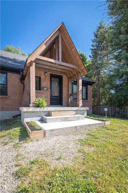 Listing Image 3