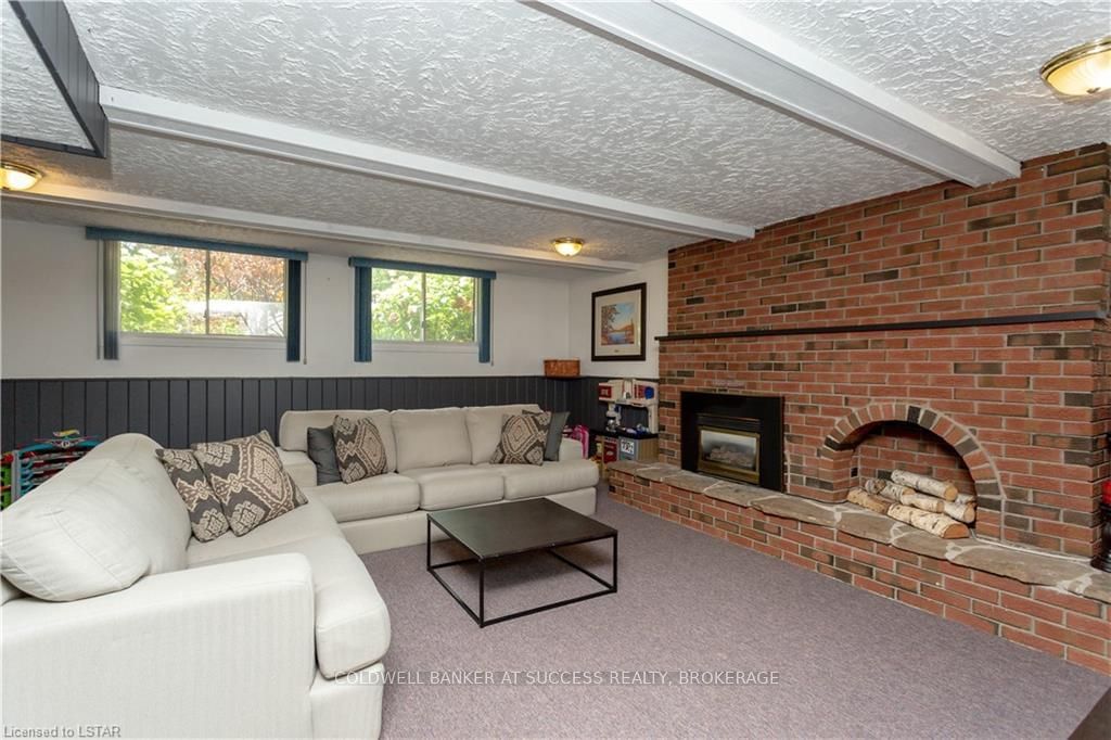 Listing Image 25