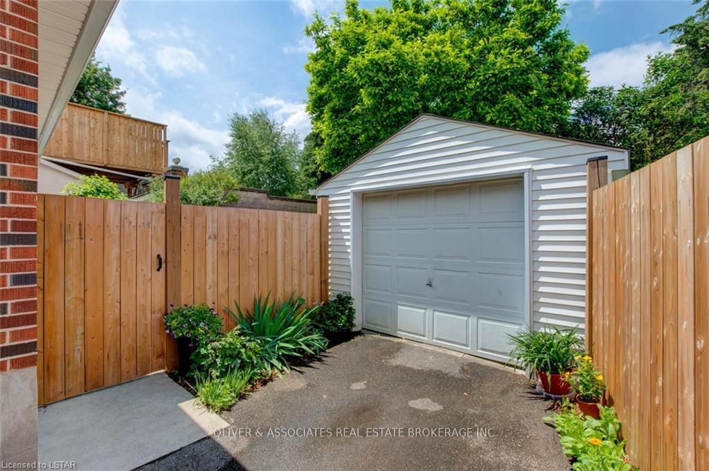 Listing Image 35