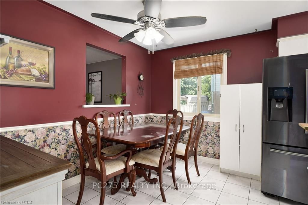 Listing Image 5