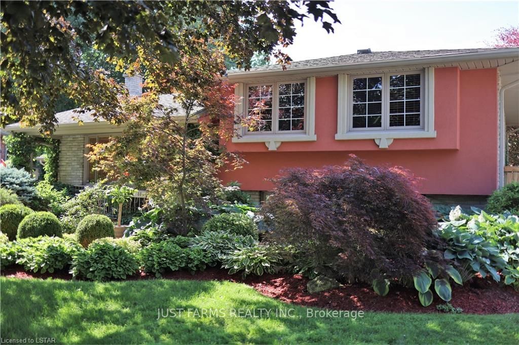 Listing Image 3
