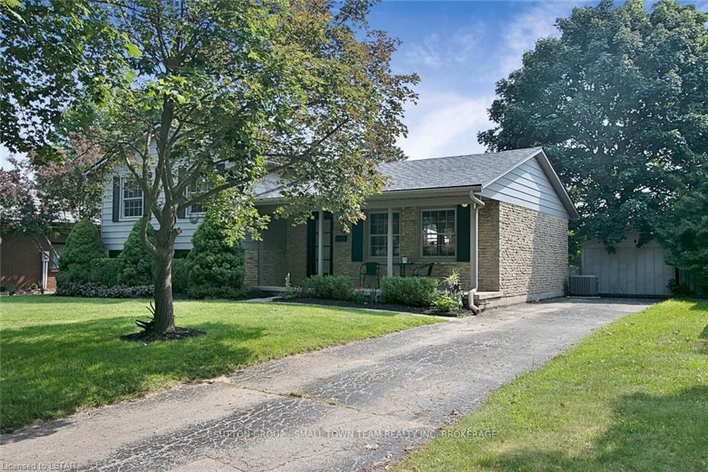 Listing photo 3