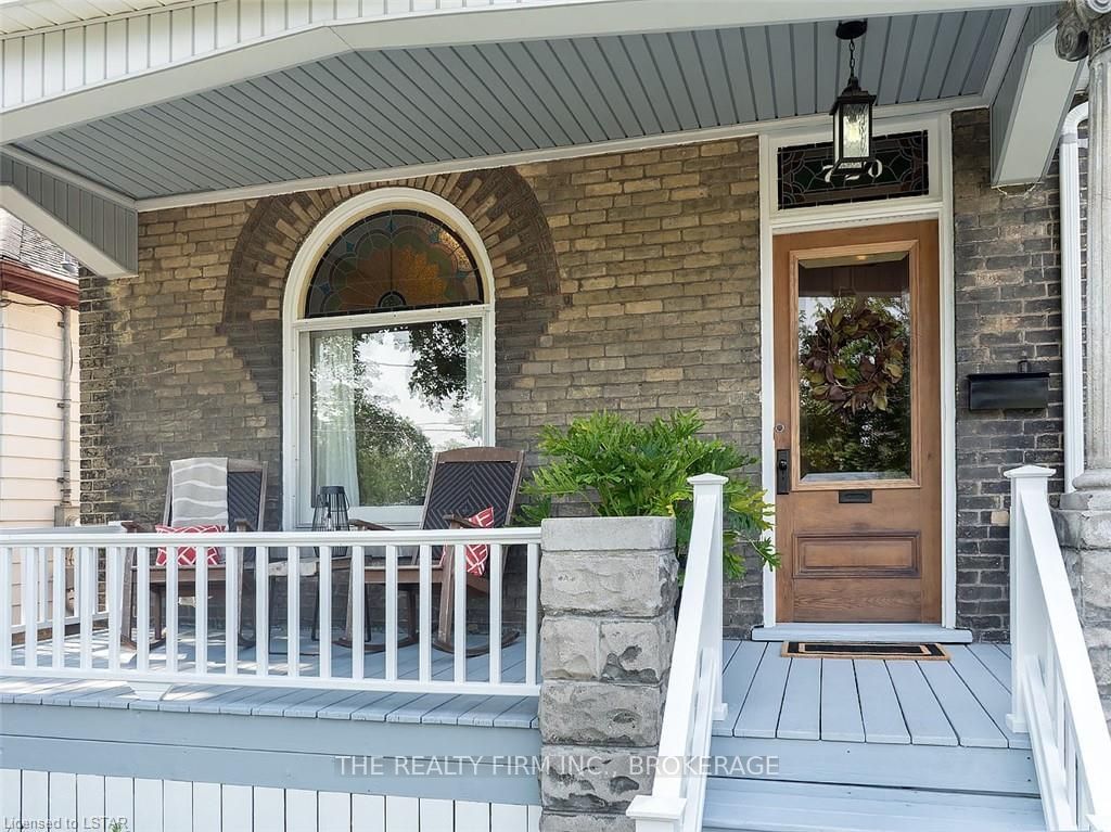 Listing Image 3