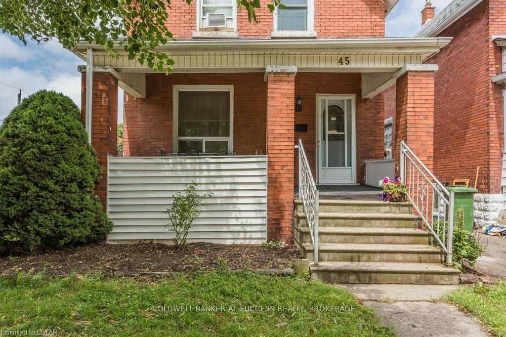 Listing photo 3